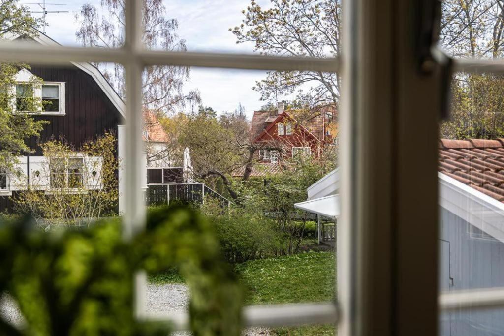 Beautiful And Modern Accommodation Near Stockholm City Kültér fotó